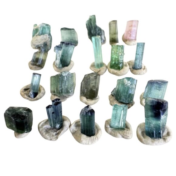 Tourmaline Crystal Lot 25 carats #67 - Picture 1 of 10